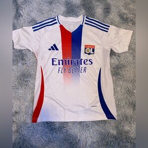 Olympique Lyonnais Kit